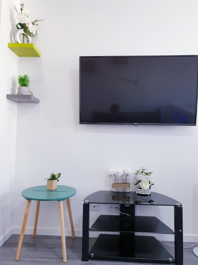 All-In-One hyper centre La Rochelle La Rochelle  Extérieur photo